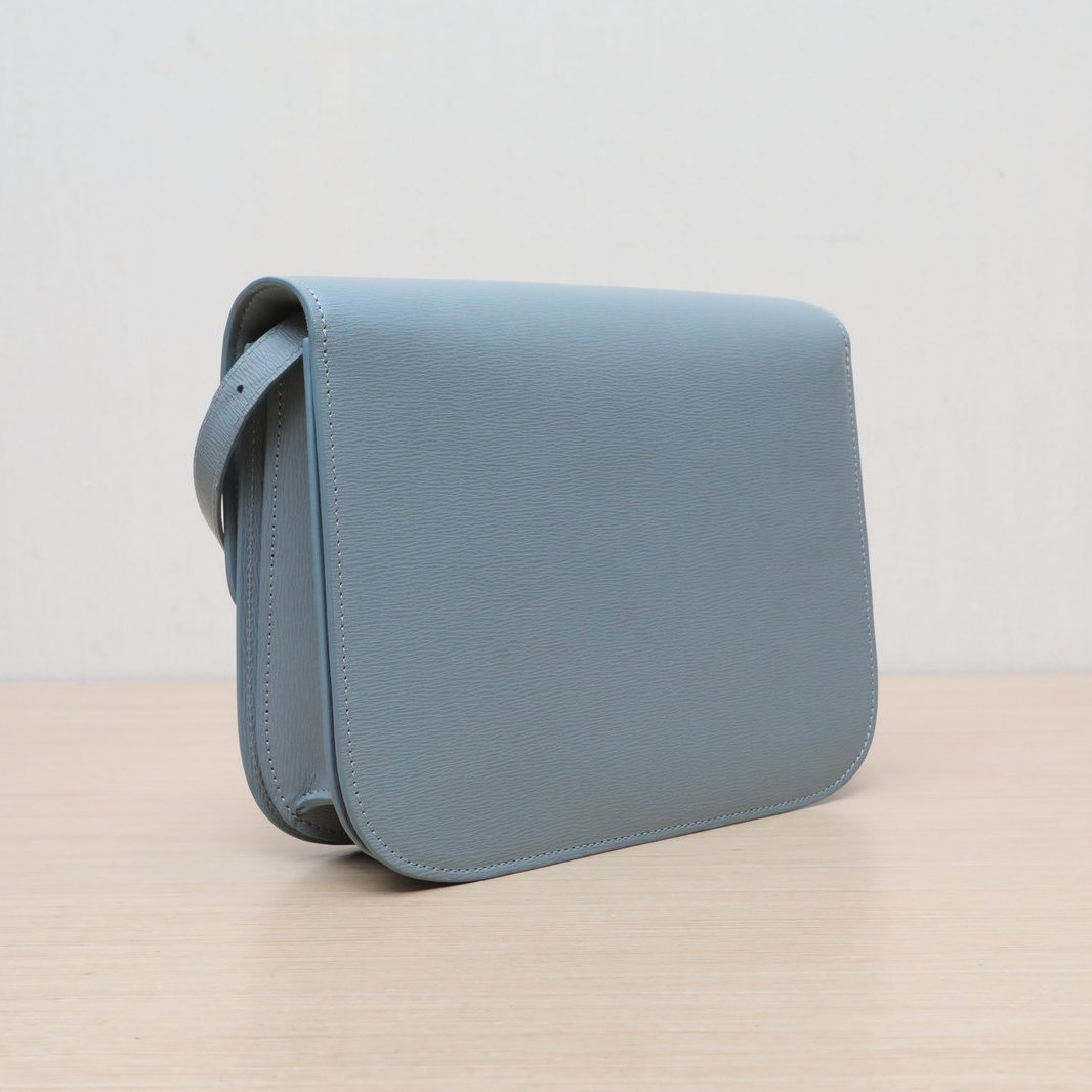 *CELINE Classic Box Medium Size-Hana Vintage