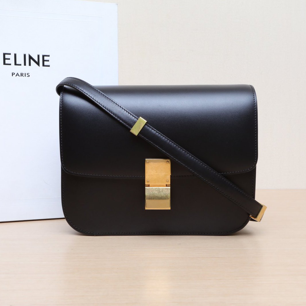 *CELINE Classic Box Medium Size-Hana Vintage