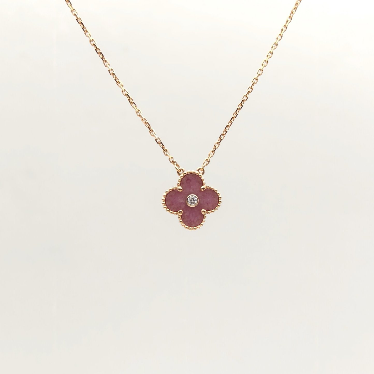 VAN CLEEF&ARPELS Vintage Alhambra Medium Single Flower Necklace 2021 Christmas Single Diamond Diamond,18K Rose Gold,Rhodolite Garnet-Hana Vintage