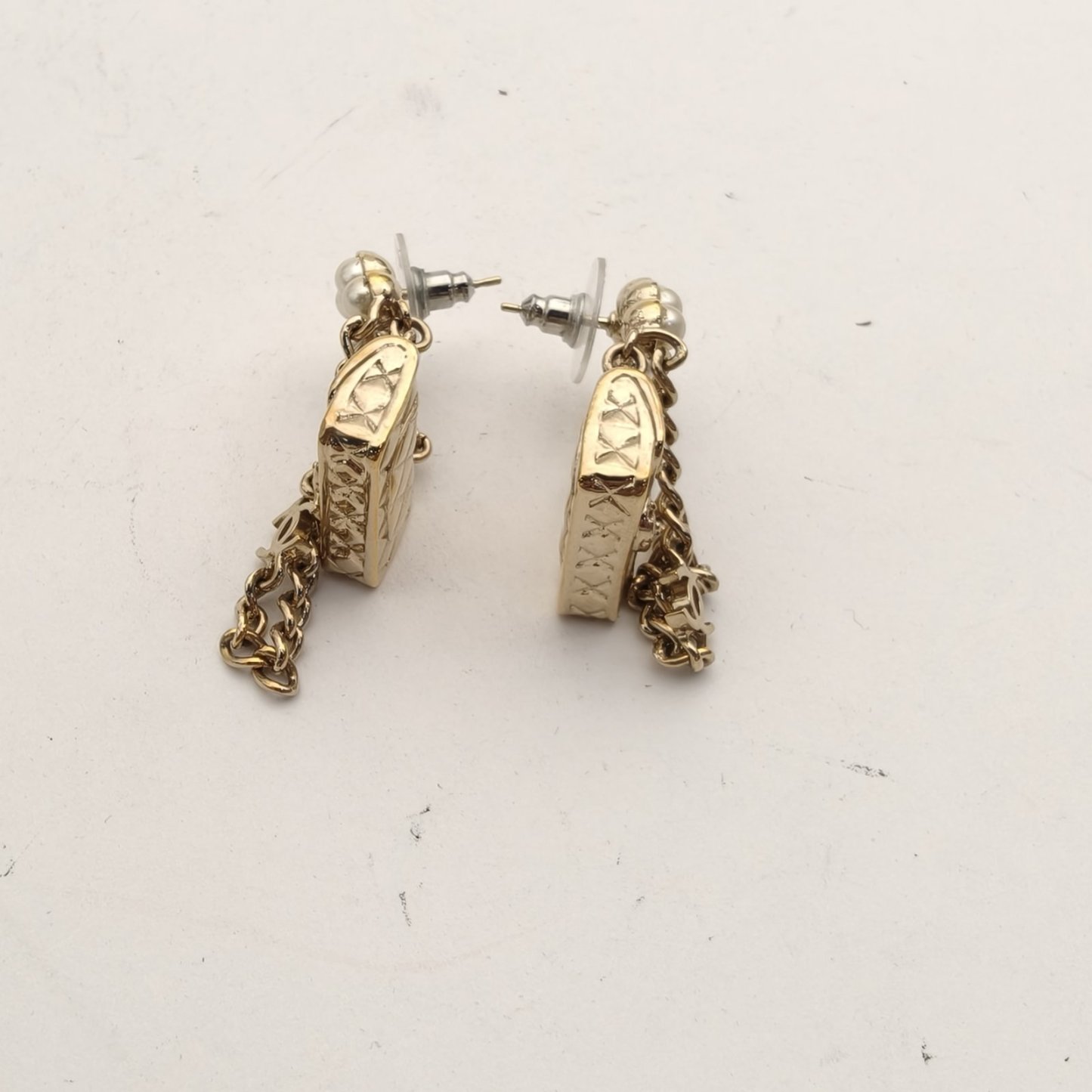 CHANEL Schoolbag Pearl Earring Alloy