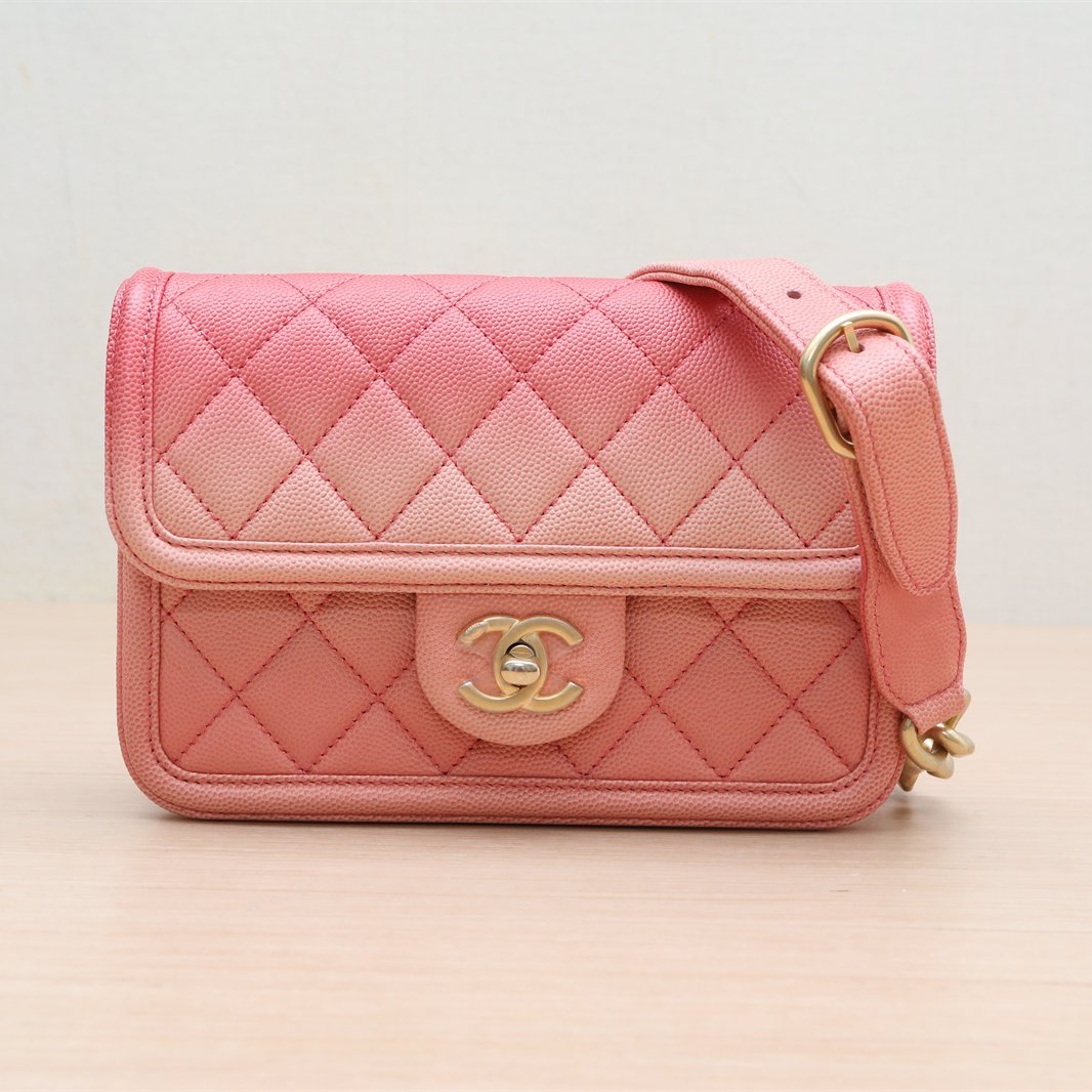 CHANEL Chanel Fanny Pack, Gradient Pink Flap with Gold Hardware, Gradient Color, 2019, Gold Hardware