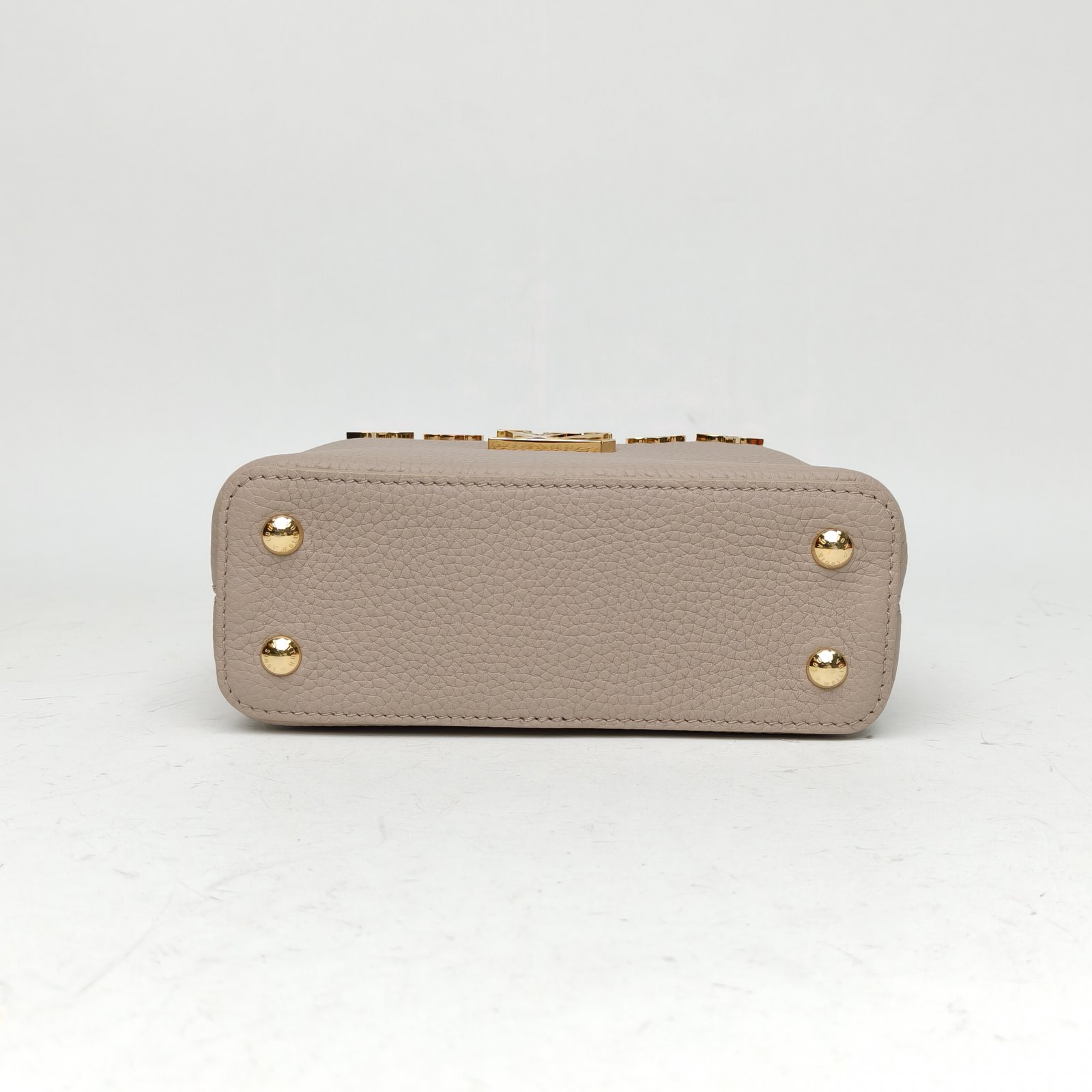 *LOUIS VUITTON Capucines Mini 21-Hana Vintage