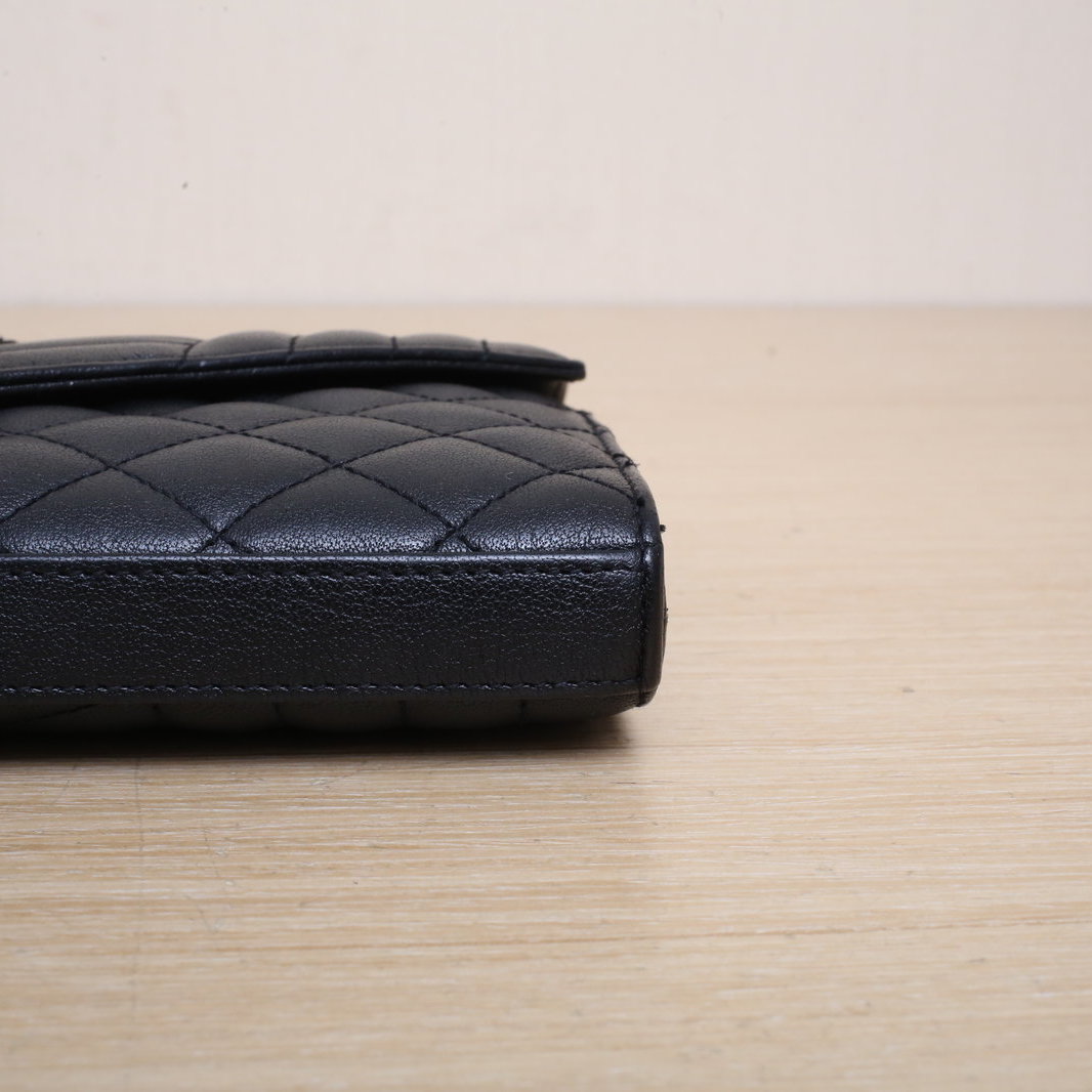 SAINT LAURENT Quilted Envelope Wallet on Chain (WOC)