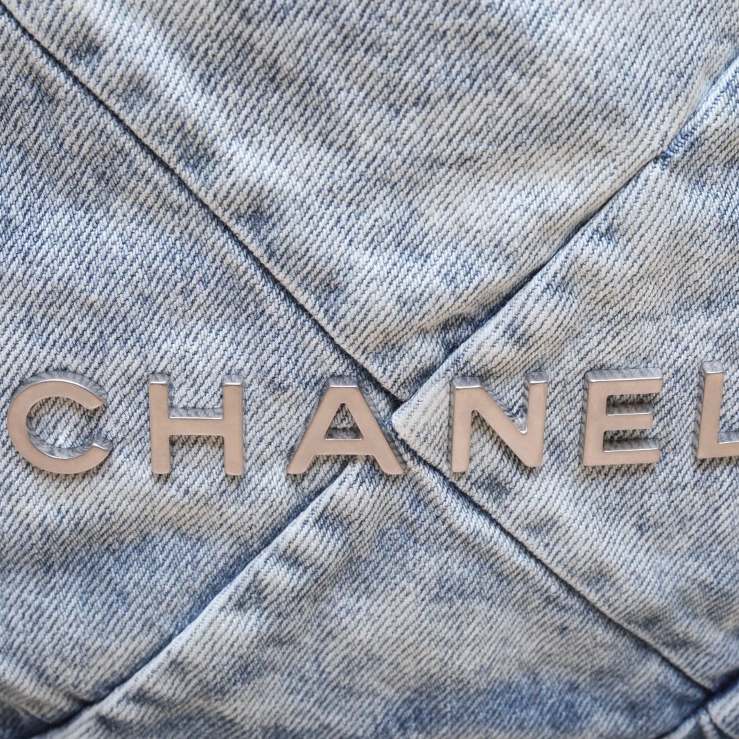 *CHANEL 22Bag Backpack with Handle, Small Size, 29cm-Hana Vintage