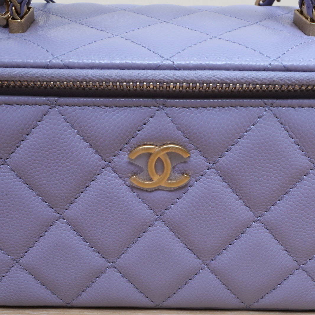 CHANEL 24A Handheld Long Box Cosmetic Bag with Mirror