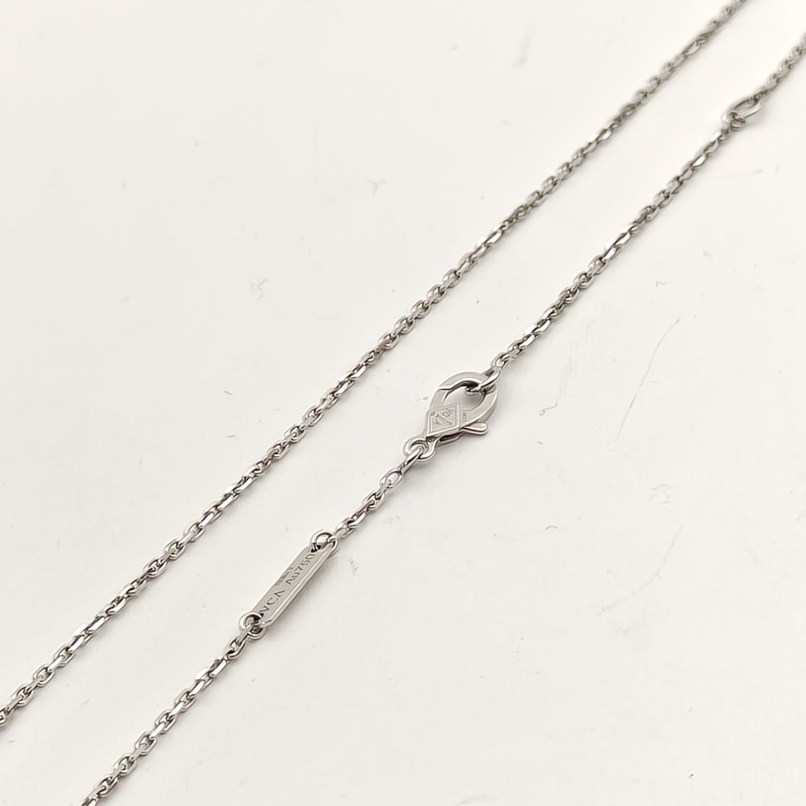 VAN CLEEF&ARPELS Vintage Alhambra Medium Single Flower Necklace Full Diamond Diamond,18K White Gold-Hana Vintage