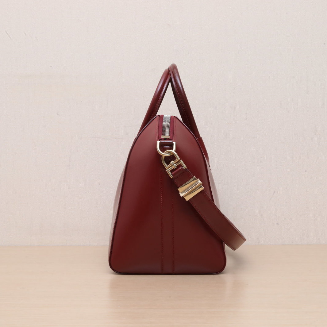 *GIVENCHY ANTIGONA Medium 33-Hana Vintage