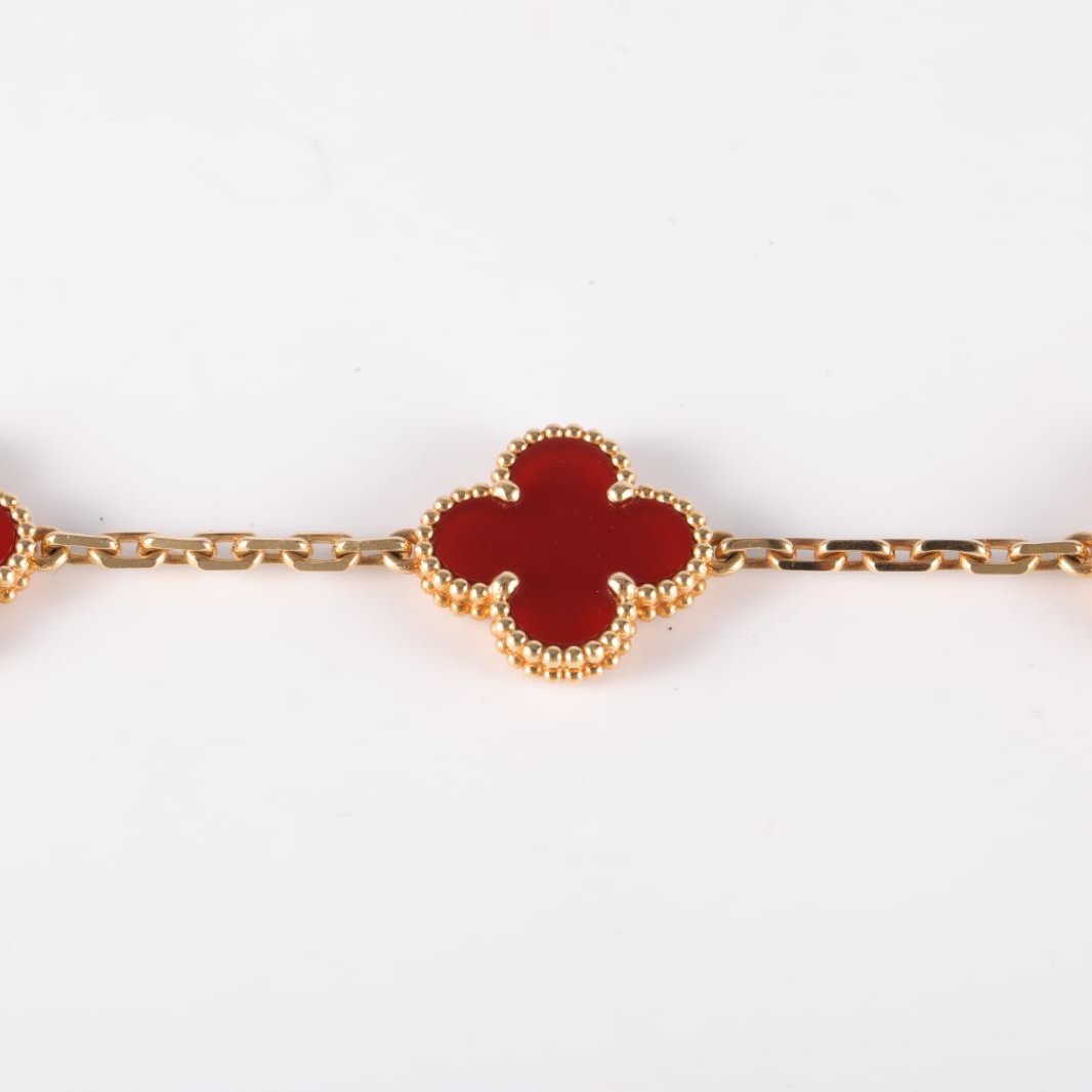 VAN CLEEF&ARPELS Vintage Alhambra medium five-petal bracelet new clasp 18K Gold,Carnelian-Hana Vintage