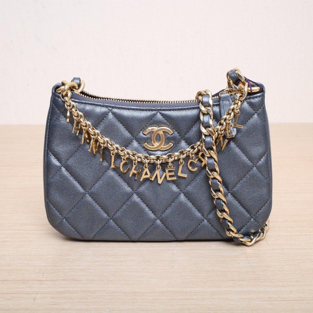CHANEL Grey Leather S Laser Label Gold Hardware Pearlescent Grey 24P Quilted Pattern Logo Letter Chain Hobo Shoulder Bag