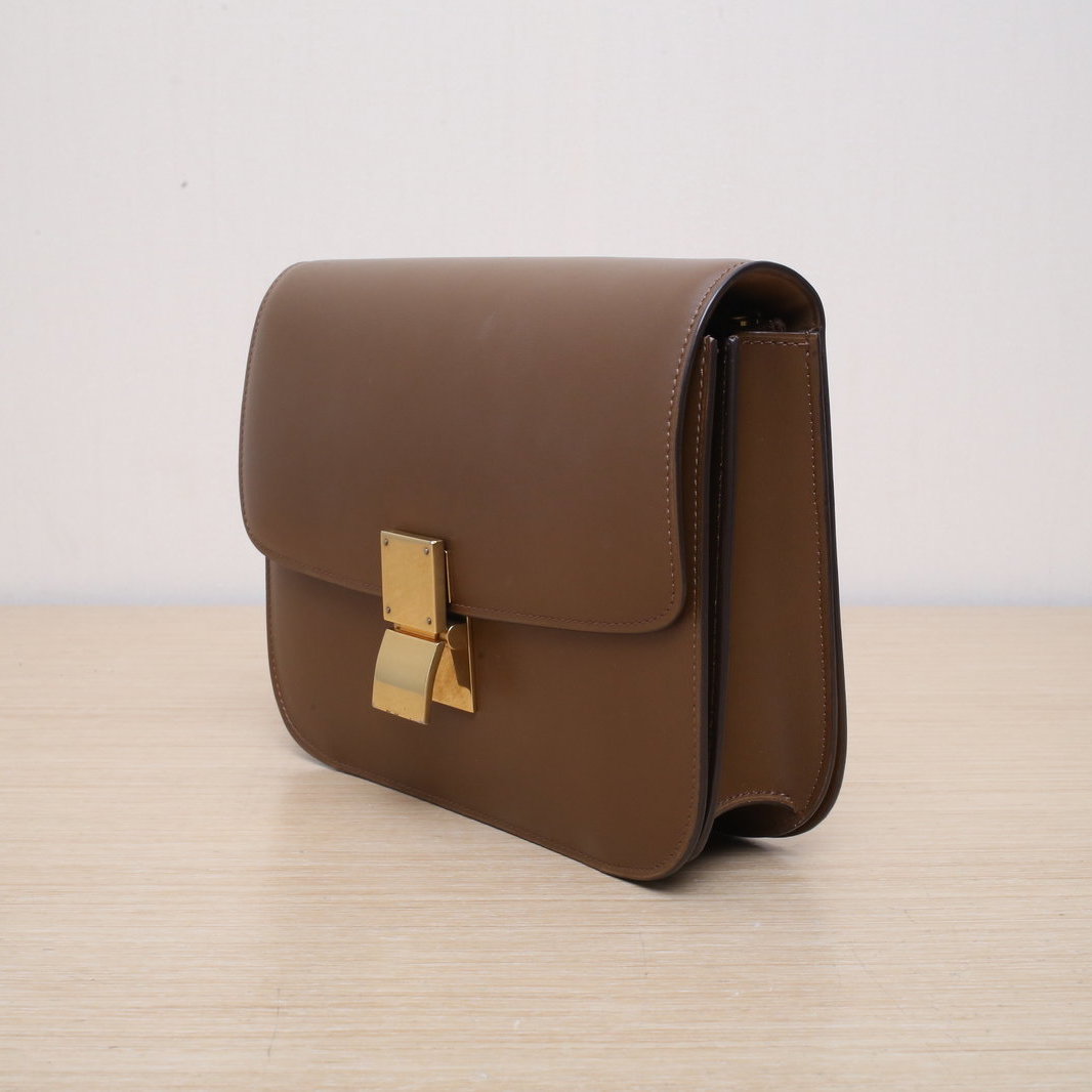 *CELINE Classic Box Medium Size-Hana Vintage