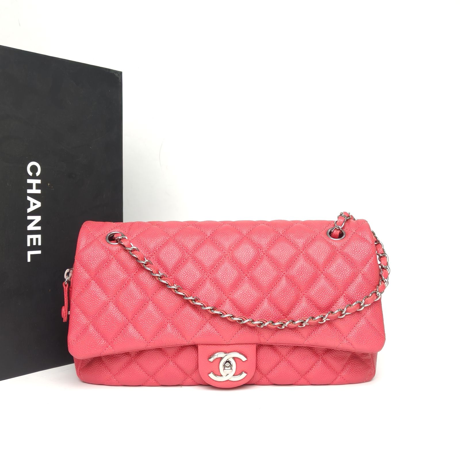 *CHANEL Red 2015 Sliver Hardware Quilted Pattern Seasonal Style with Zipper Camera Bag CF Flap Bag 30cm-Hana Vintage