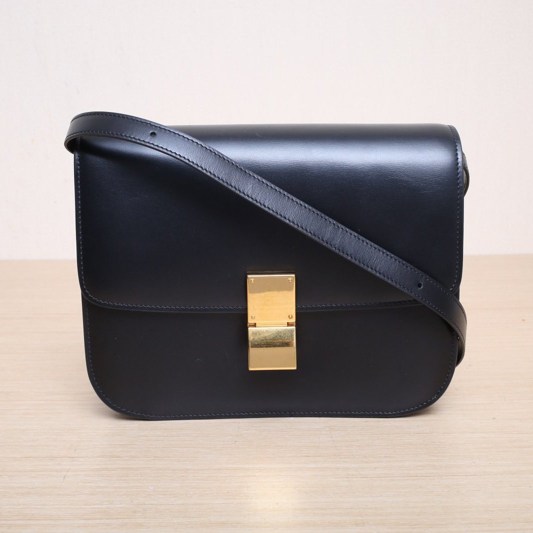 *CELINE Classic Box Medium Size-Hana Vintage