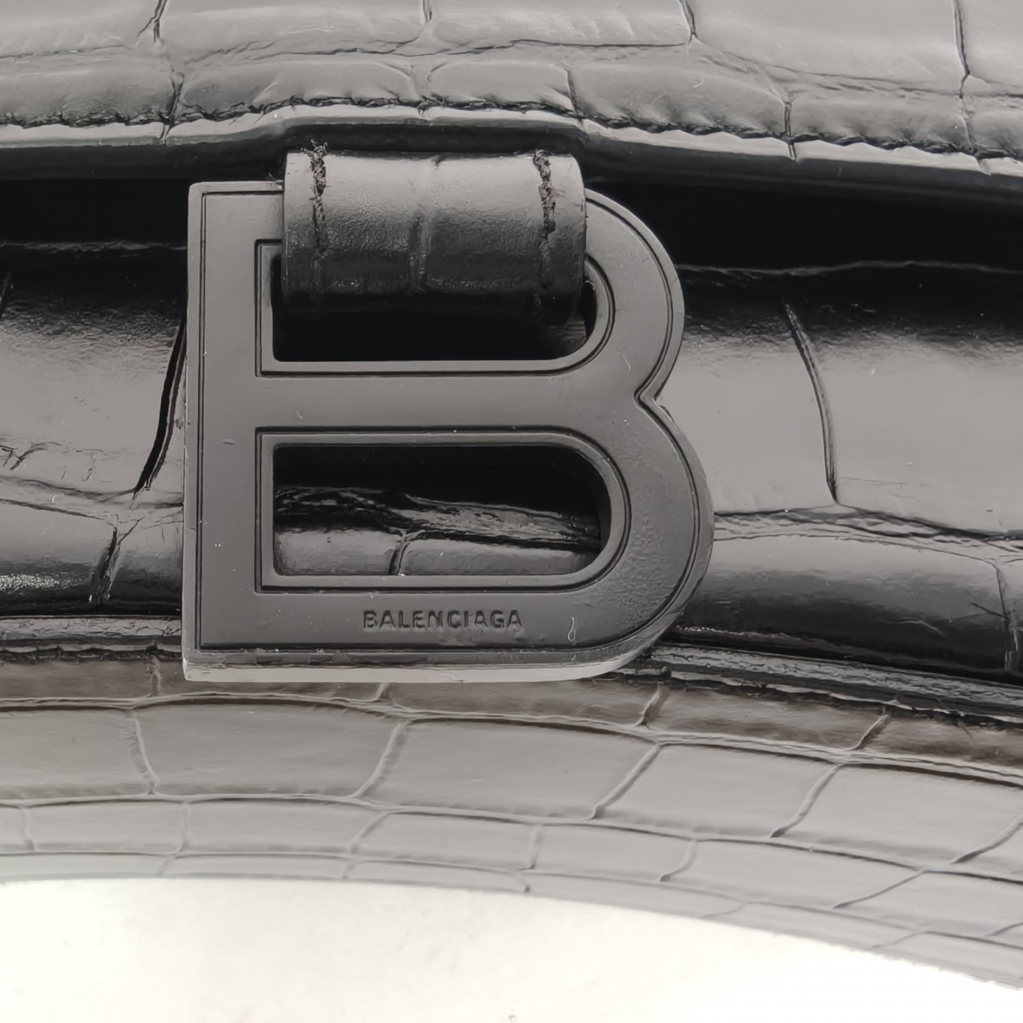 *BALENCIAGA Alligator-embossed Hourglass Handbag, Size S, Black Hardware-Hana Vintage