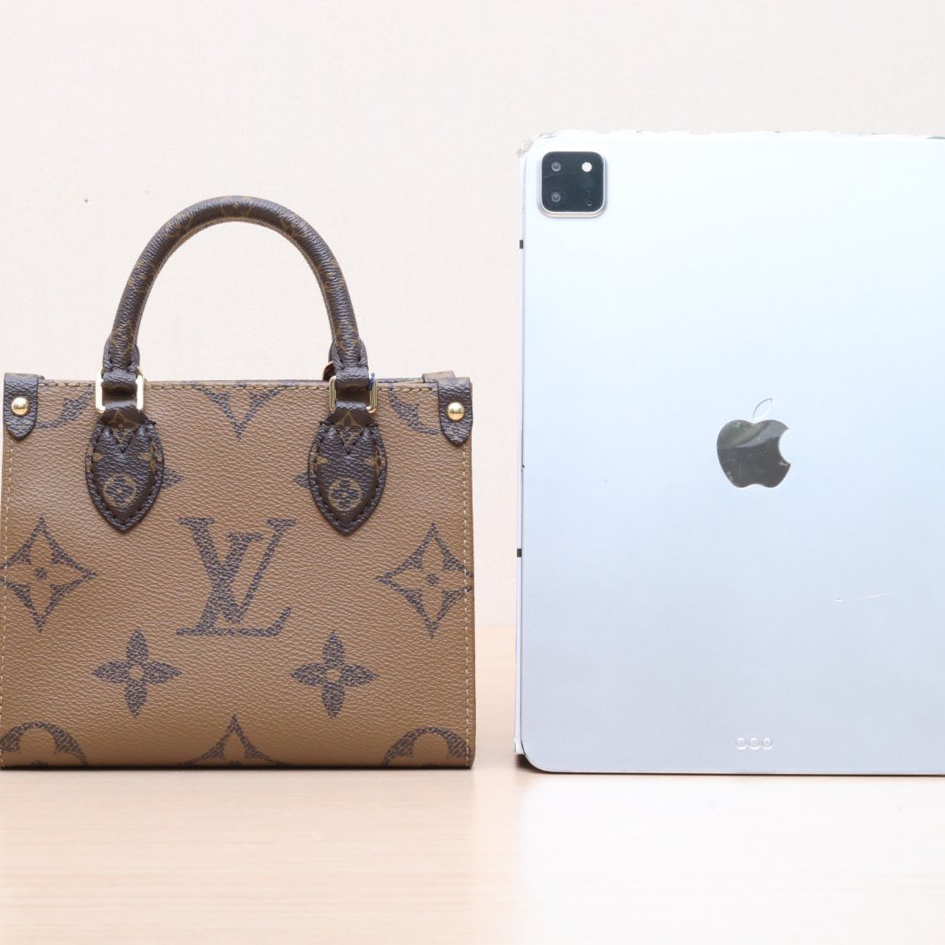 LOUIS VUITTON Onthego BB 18