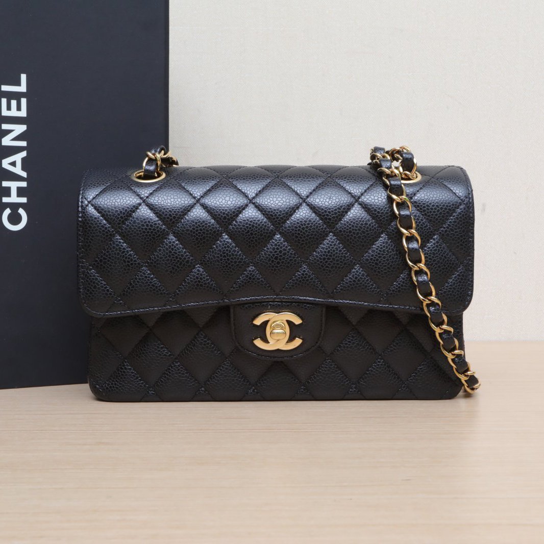 CHANEL CF Flap Bag, Small, 23cm