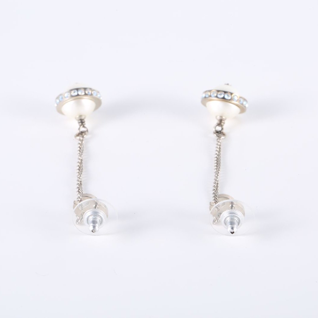 CHANEL 17K Double C Long Earrings Alloy-Hana Vintage