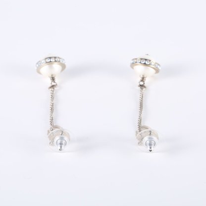 CHANEL 17K Double C Long Earrings Alloy-Hana Vintage