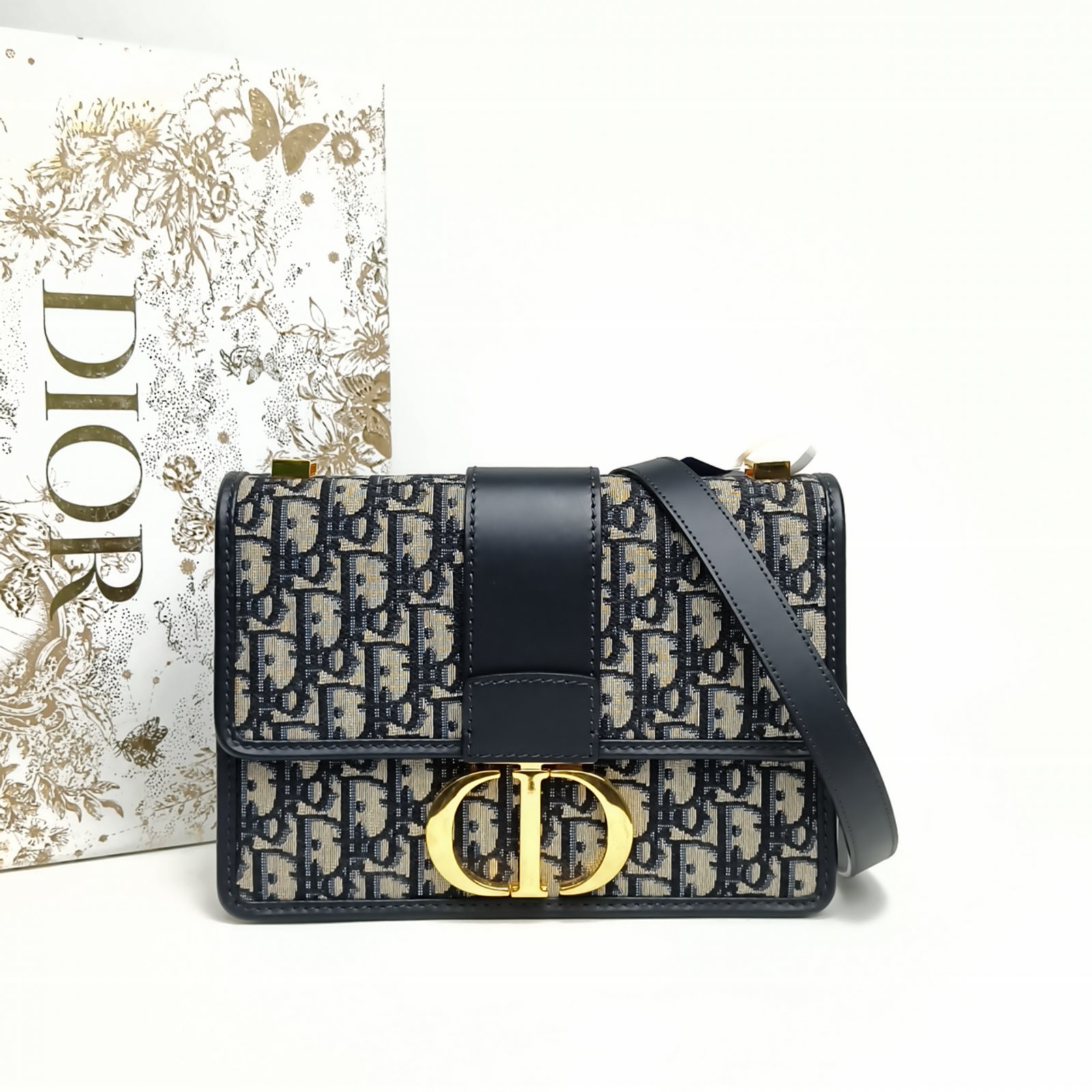 DIOR 30 Montaigne Leather Shoulder Strap, Large Size 24