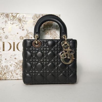 *DIOR Lady Dior Lady Dior Bag, Four Compartments, Badge Shoulder Strap-Hana Vintage