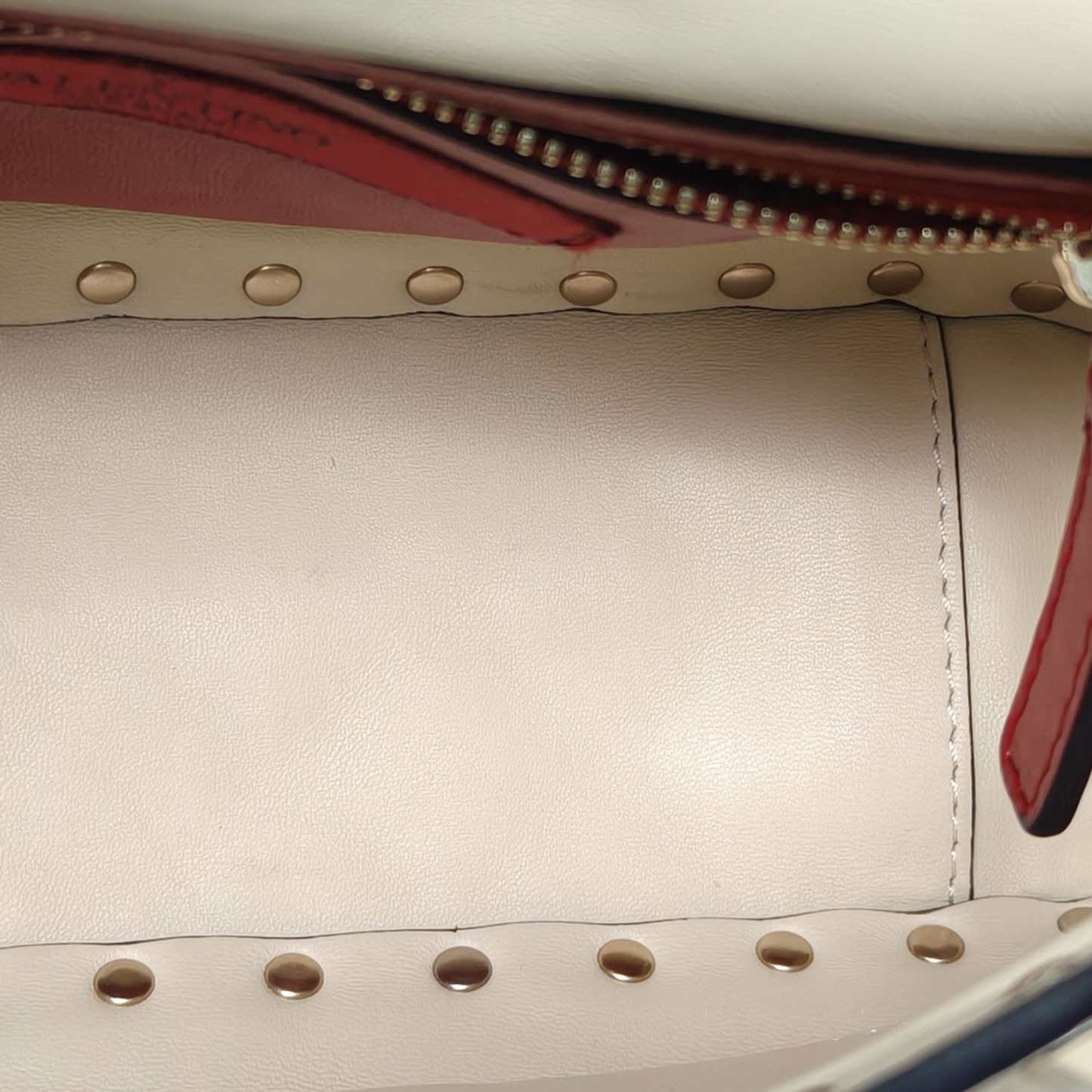 *VALENTINO ROCKSTUD SPIKE Medium Chain Handbag-Hana Vintage