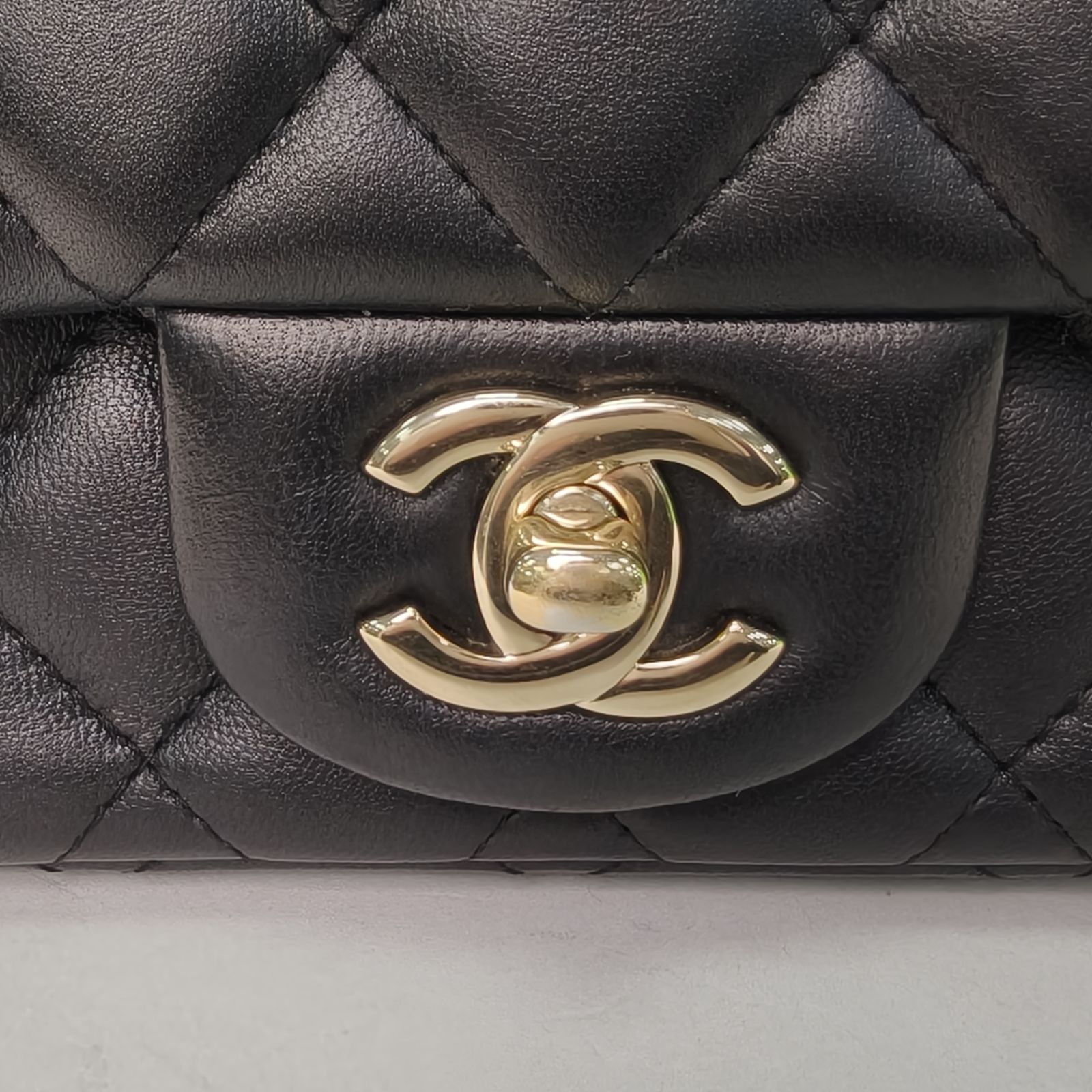 CHANEL CF flap bag, Square Bag, 17cm