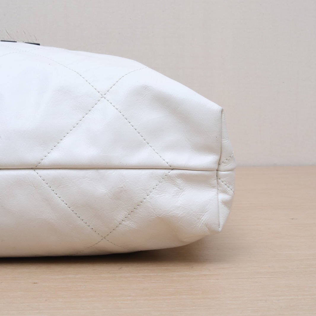 *CHANEL 22Bag Tote Bag Medium 35cm-Hana Vintage