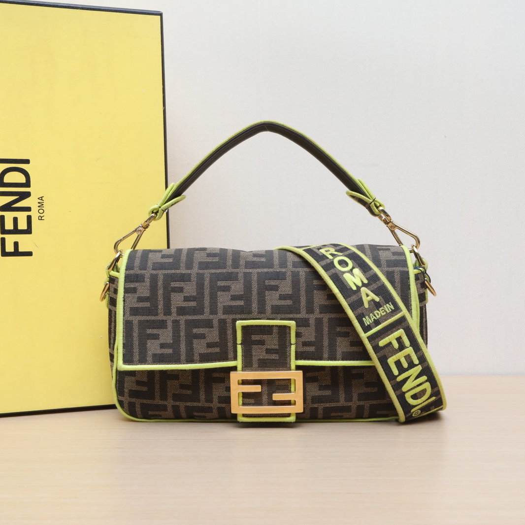 *FENDI Baguette bag Medium Size-Hana Vintage