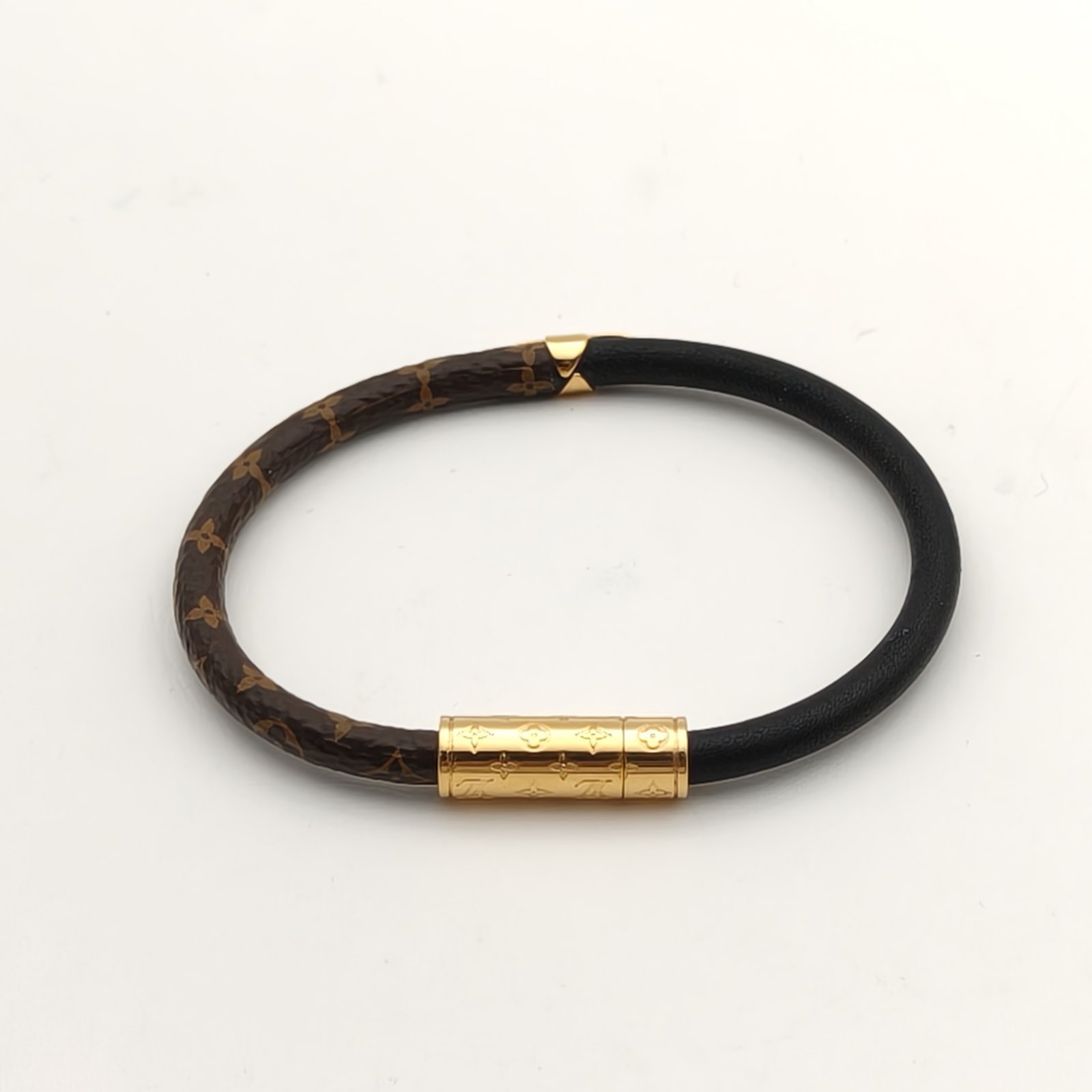 LOUIS VUITTON Bracelet black monogram bracelet Alloy-Hana Vintage