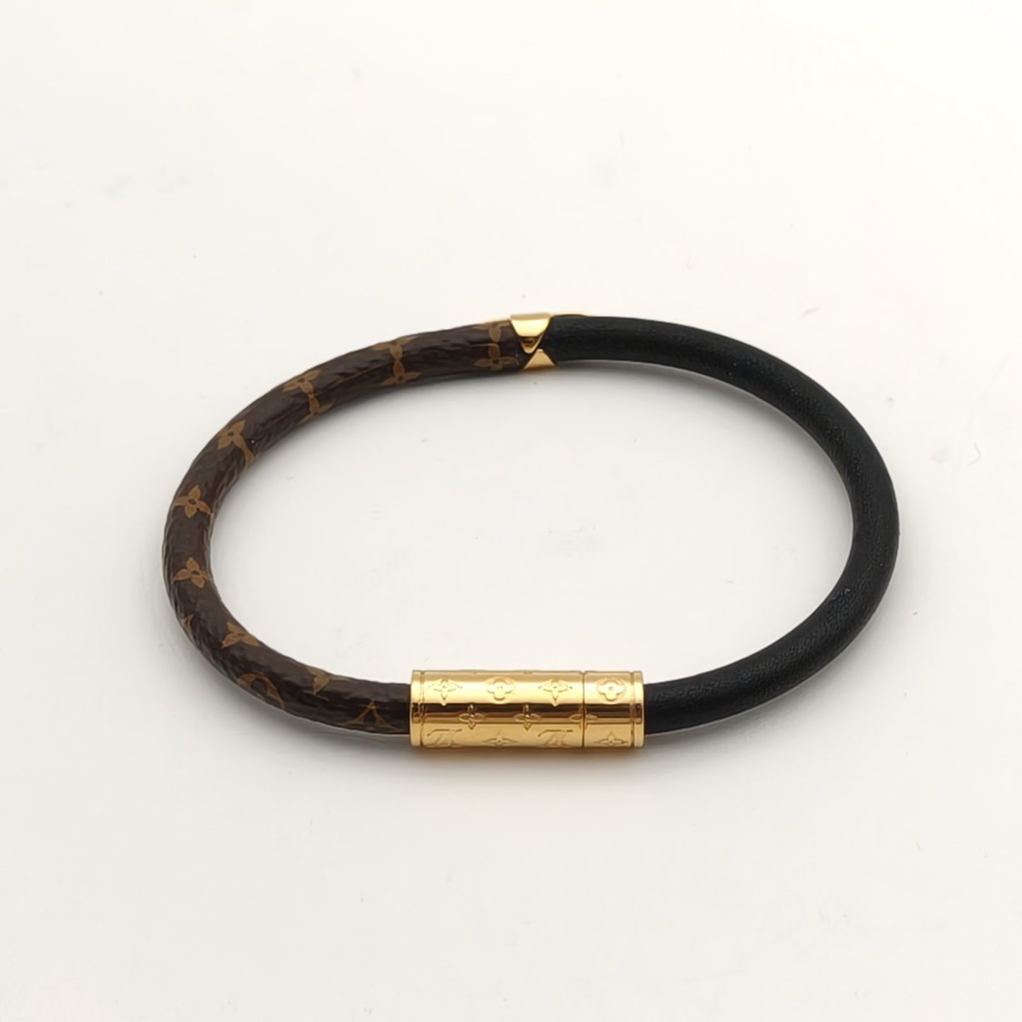 LOUIS VUITTON Bracelet black monogram bracelet Alloy-Hana Vintage