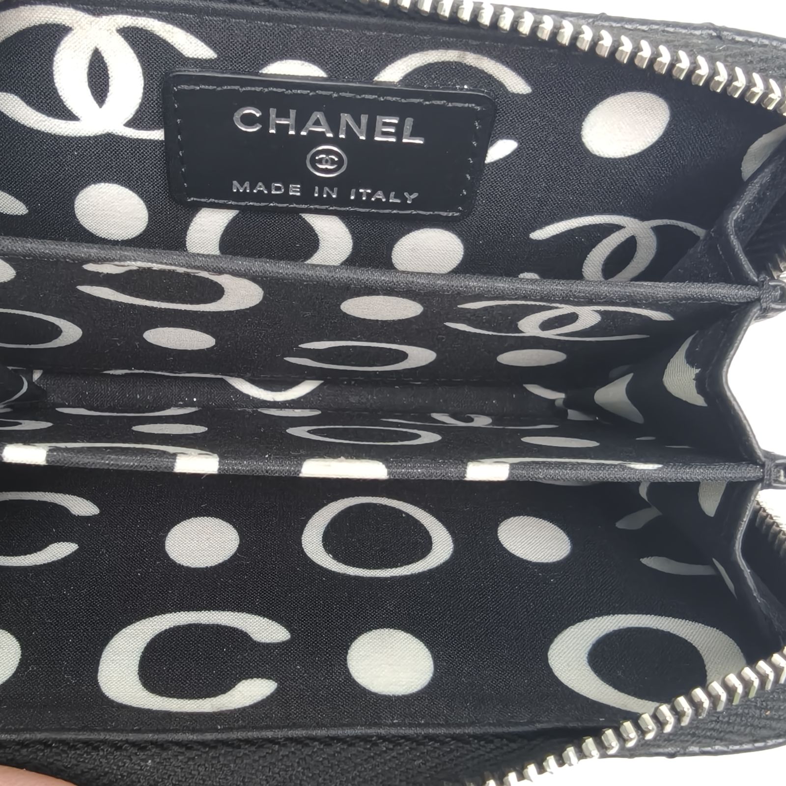 *CHANEL Black Laser Label Sliver Hardware 24P Zipper Card Holder-Hana Vintage