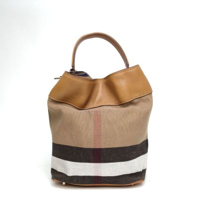 Burberry Burberry Check Canvas Gold Hardware With Detachable Pouch Bucket Bag-Hana Vintage