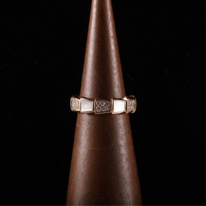 BVLGARI SERPENTI Ring Mother-of-pearl Double Row Diamond Ring 18K Rose Gold,Diamond,Mother of Pearl-Hana Vintage