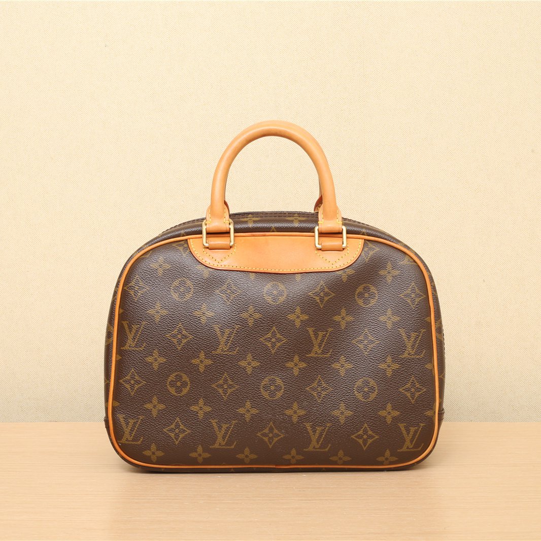 *LOUIS VUITTON Vintage Monogram Jenny Bag, Monogram, Monogram-Hana Vintage
