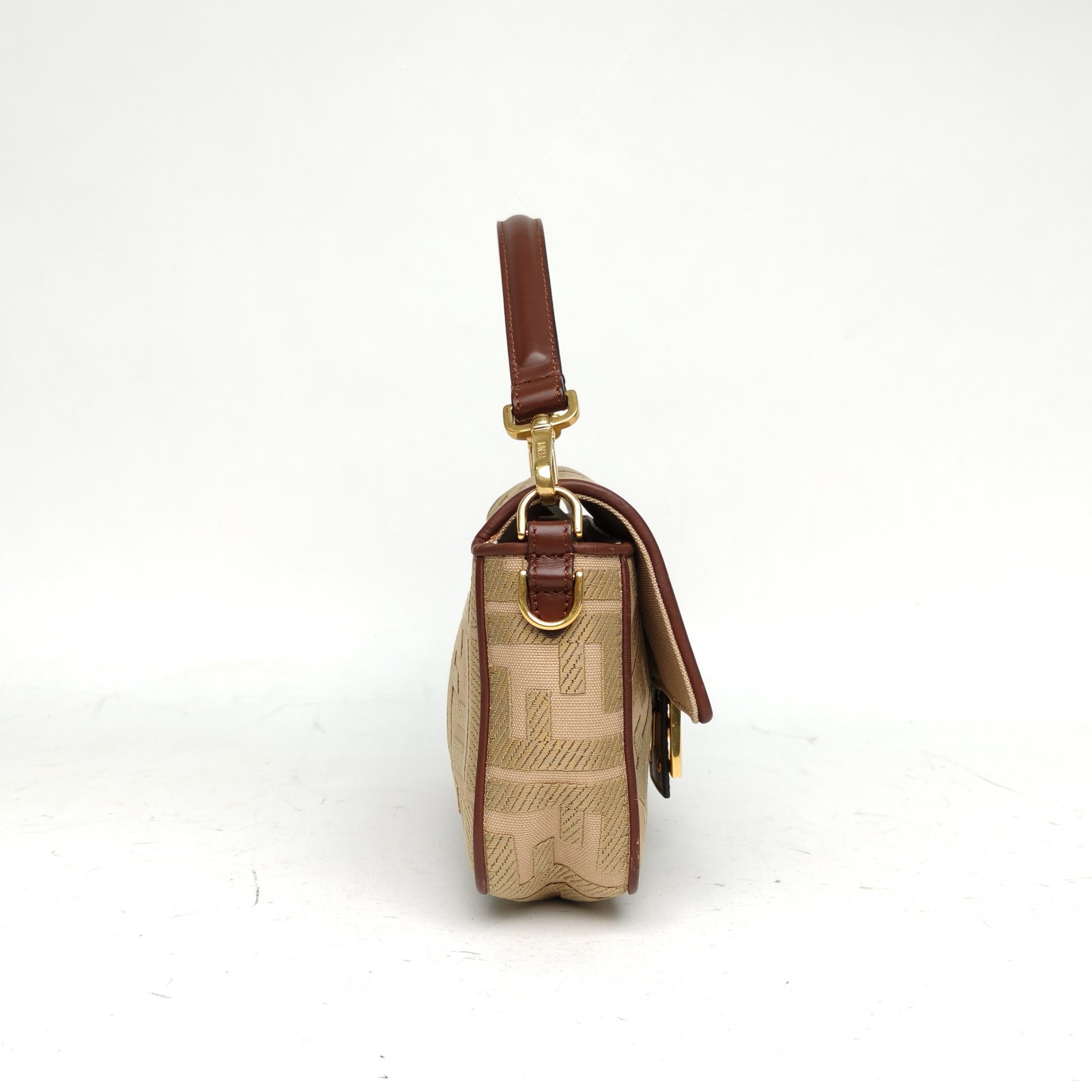 *FENDI Baguette bag Medium Size-Hana Vintage