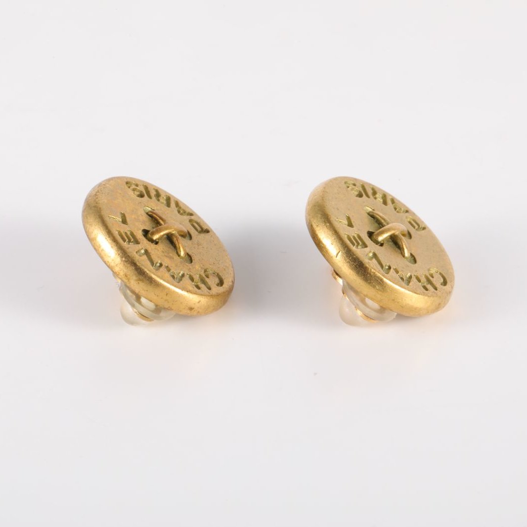 CHANEL 95P Button Alloy-Hana Vintage