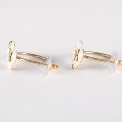 CHANEL 10P White Camellia Enamel Earrings Alloy