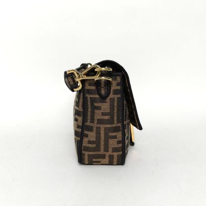 *FENDI Baguette bag Medium Size-Hana Vintage