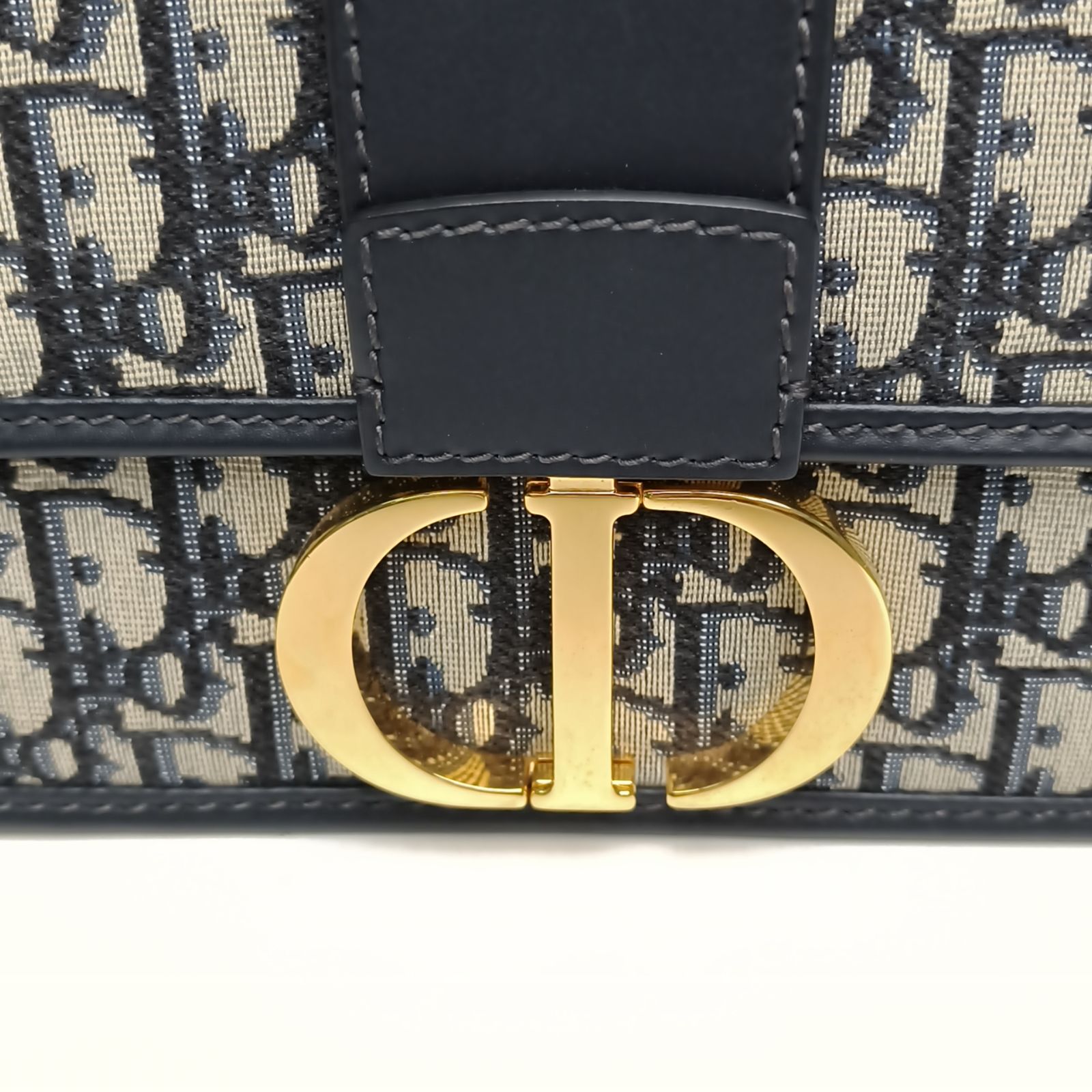 DIOR 30 Montaigne Leather Shoulder Strap, Large Size 24