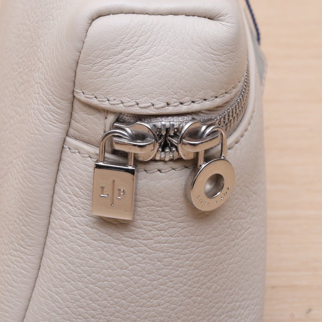 *LOROPIANA Bags & Luggage, Extra Pocket L19 Handbag-Hana Vintage