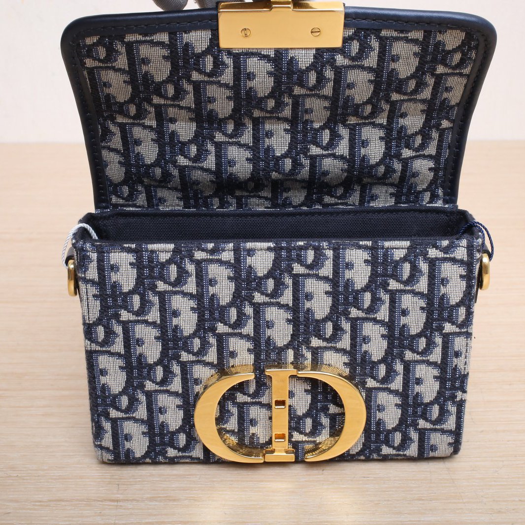 *DIOR 30 Montaigne Box-Hana Vintage