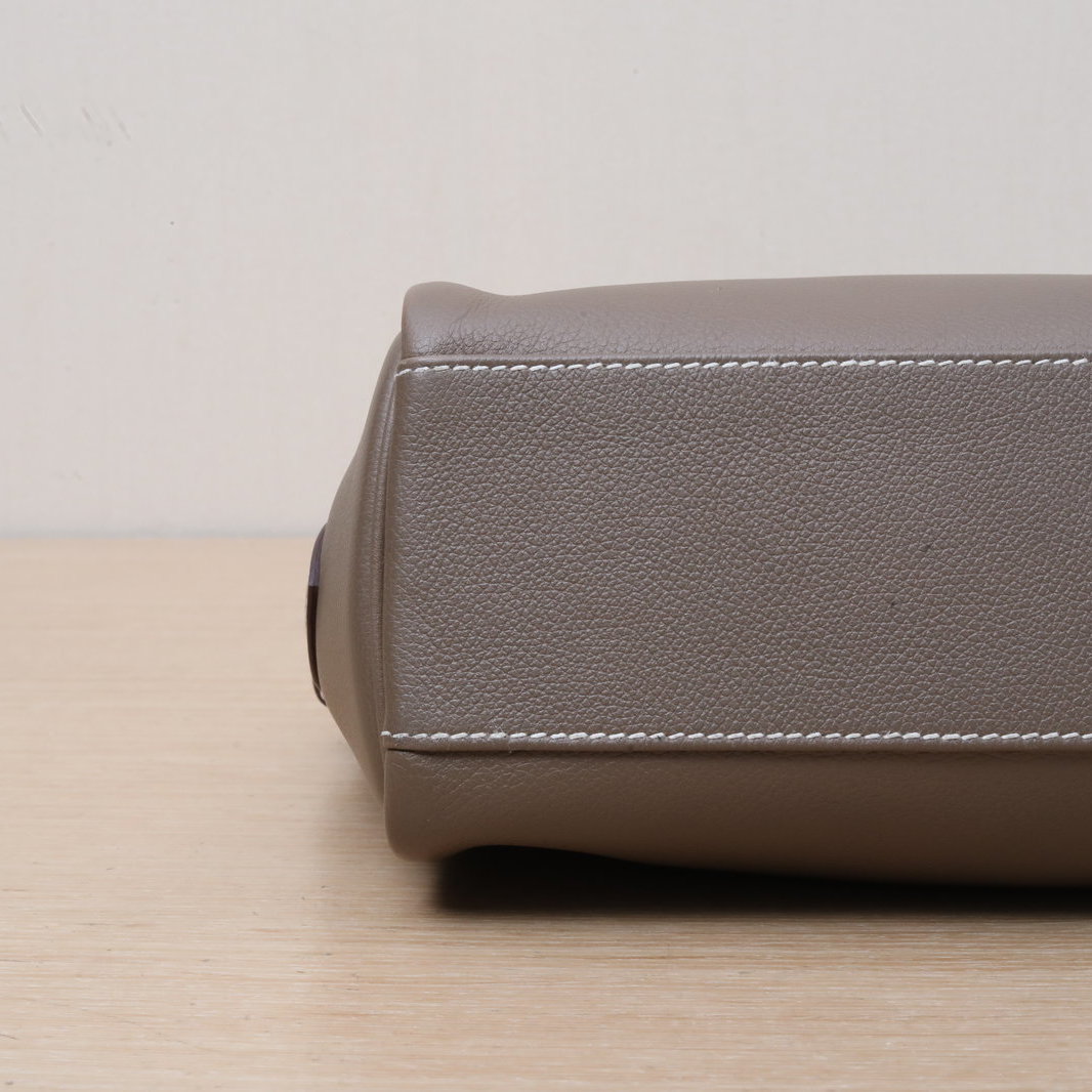 HERMES Kelly Messenger PM Small 24
