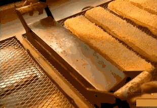 cbc2570eee1148eab93be37dad4d4592.gif