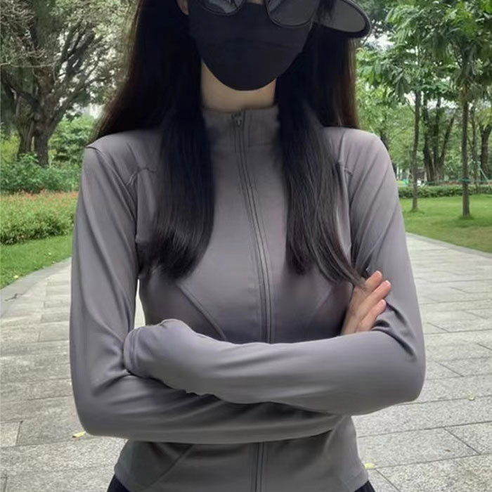 เสื้อกันแดดคอตั้งทรงเข้ารูป เส้นด้ายดิบ UPF50+