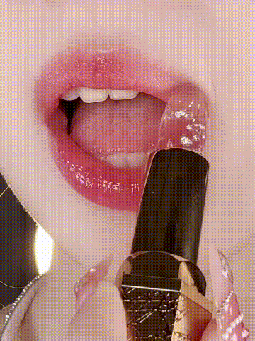 【三效合一】水晶金箔變色口紅