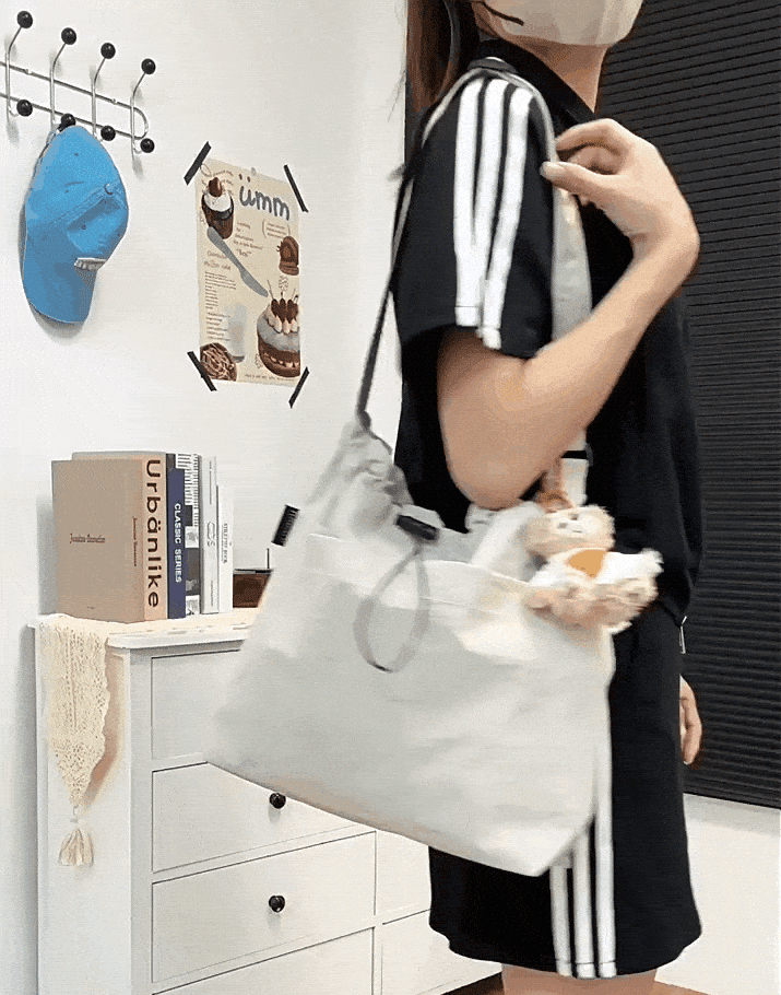 超輕便休閒大容量斜背包