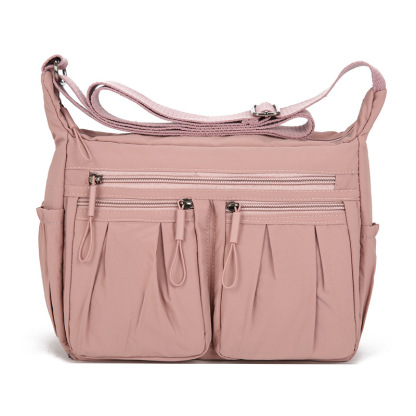 【台灣職人精神】多層次大容量單肩包，多層大容量單肩包具備超強裝載力，防刮耐磨材質更經久耐用。平價擁有的高質感收納神器，全台熱銷補貨中。