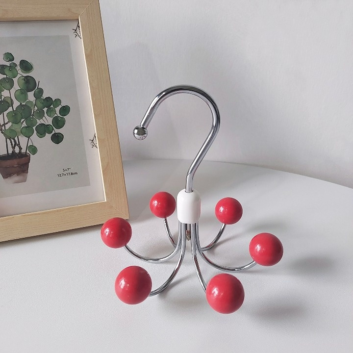 360°可旋轉多功能收納掛勾，家居必備