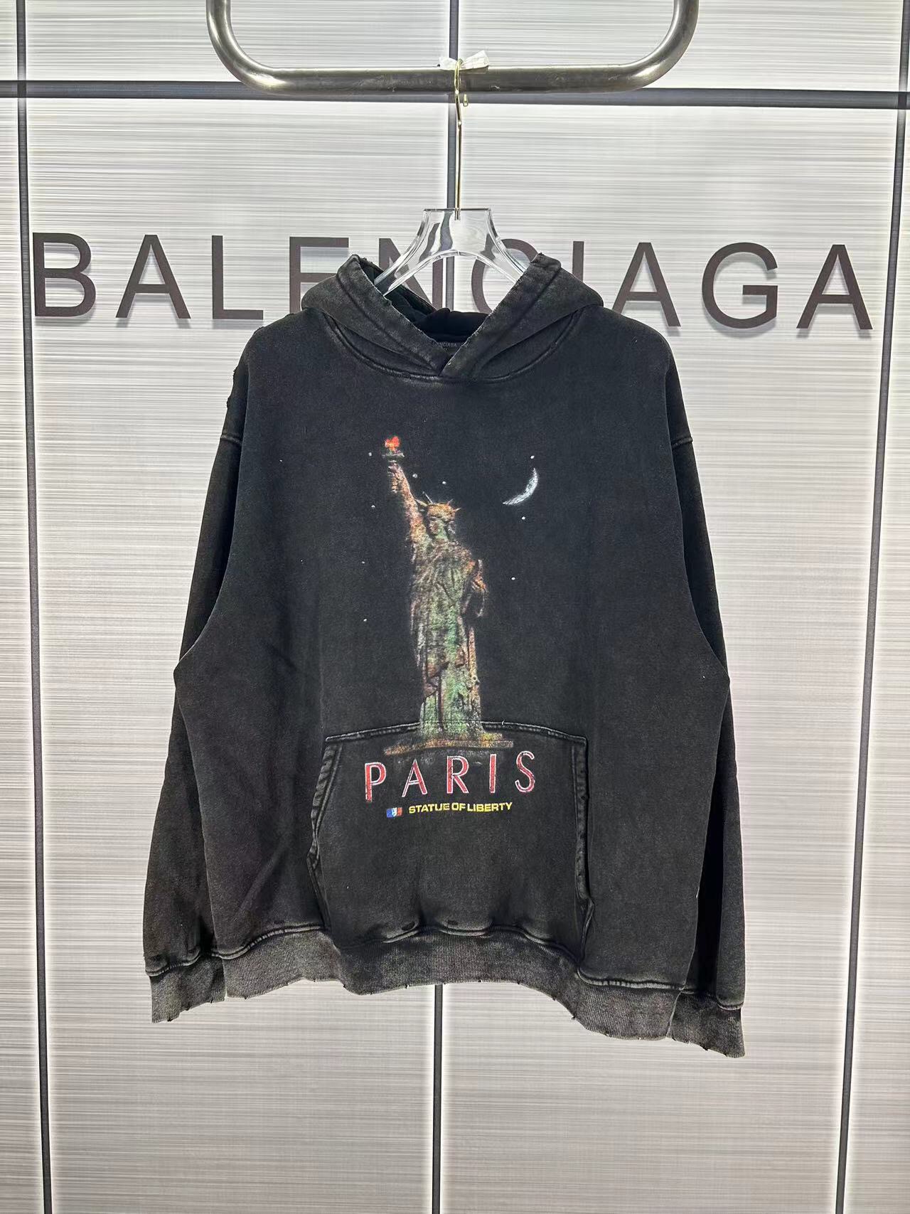 BALENCIAGA】バレンシアガ 男女兼用、ご好評に付き再入荷！ 