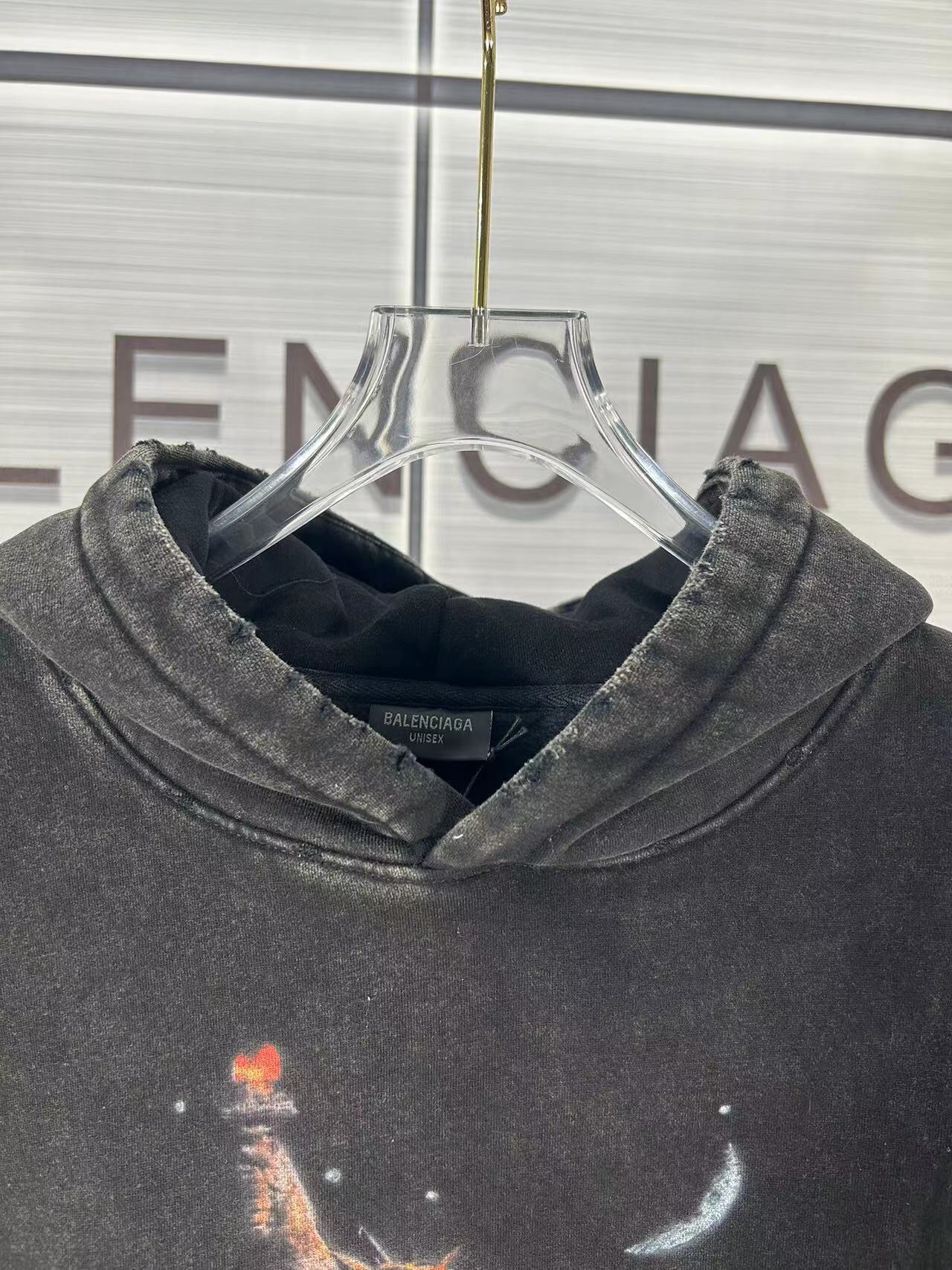 BALENCIAGA】バレンシアガ 男女兼用、ご好評に付き再入荷！ 