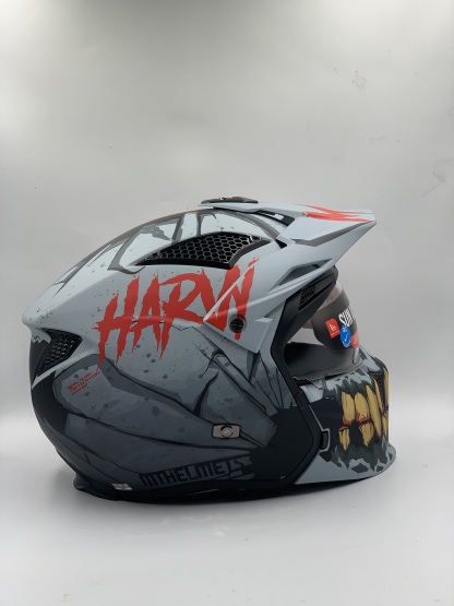 MT Helmet Street Fighter SV S Harvy A2 Matt